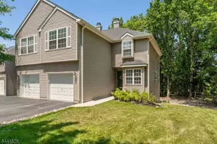 25 Forsgate Terrace, Clinton Township, NJ 08801 - Photo 2