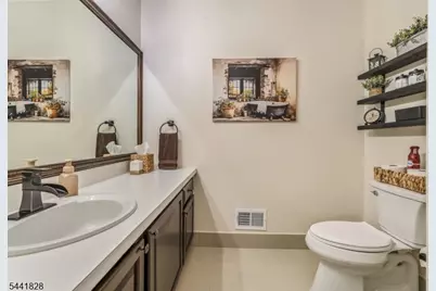 25 Forsgate Ter, Clinton Township, NJ 08801 - Photo 8