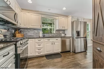 25 Forsgate Ter, Clinton Township, NJ 08801 - Photo 20