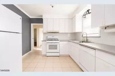 26 W Price St #1, Linden, NJ 07036 - Photo 6
