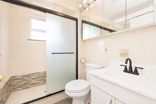 26 W Price St, Linden, NJ 07036 - Photo 12