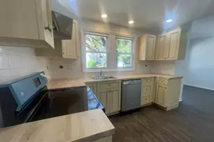 298 Farrant Terrace, Teaneck Township, NJ 07666 - Photo 2