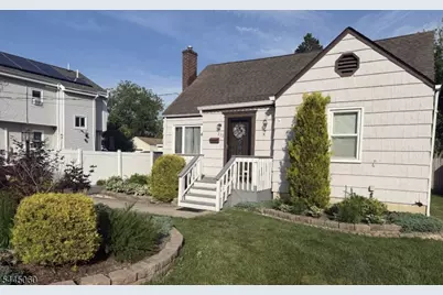 232 N Jackson Ave, North Plainfield, NJ 07060 - Photo 2