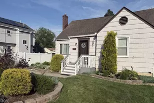 232 N Jackson Ave, North Plainfield, NJ 07060 - Photo 2
