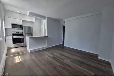 535 28th St, Union City, NJ 07087 - Photo 2