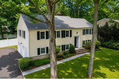 69 Jones Dr, New Providence, NJ 07974 - Photo 2