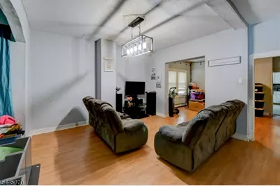 136 Sylvan Ave, Newark, NJ 07104 - Photo 4