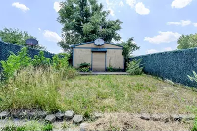 136 Sylvan Ave, Newark, NJ 07104 - Photo 20