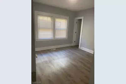 56 Maple Ave #1, Montclair, NJ 07042 - Photo 4