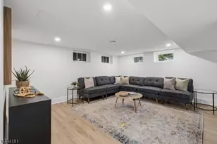 98 Midland Blvd, Maplewood, NJ 07040 - Photo 36