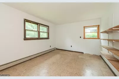 20 County Road 521, Hampton Township, NJ 07860 - Photo 16