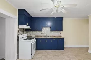 414 Main St, Sayreville, NJ 08872 - Photo 2