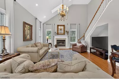 4 Riverview Ct, Raritan Township, NJ 08551 - Photo 12