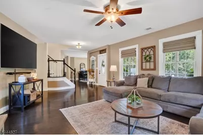 43 Chestnut St, Livingston, NJ 07039 - Photo 8