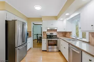 167 Division Ave, Long Hill Township, NJ 07946 - Photo 6