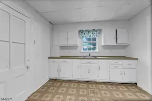 36 Furnace Ave, Wanaque, NJ 07465 - Photo 14