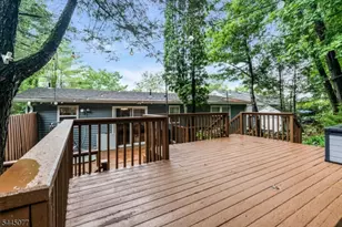 76 Valley View Dr, Rockaway Township, NJ 07866 - Photo 20