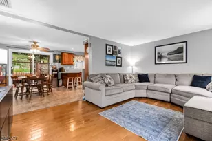 76 Valley View Dr, Rockaway Township, NJ 07866 - Photo 4