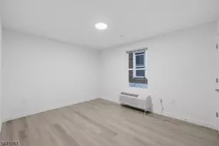 566 Springfield Ave, Newark, NJ 07103 - Photo 8