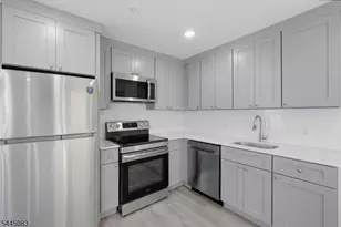 566 Springfield Ave, Newark, NJ 07103 - Photo 10