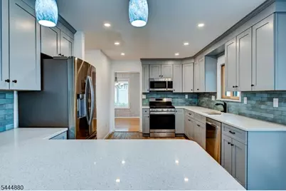 5 Stonebridge Ct, Denville, NJ 07834 - Photo 24