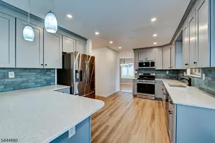 5 Stonebridge Ct, Denville, NJ 07834 - Photo 22