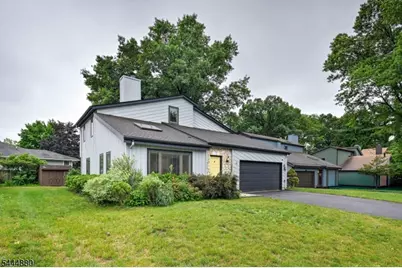 5 Stonebridge Ct, Denville, NJ 07834 - Photo 4