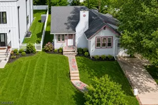 125 Meadowbrook Rd, Livingston, NJ 07039 - Photo 2