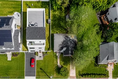 125 Meadowbrook Rd, Livingston, NJ 07039 - Photo 4