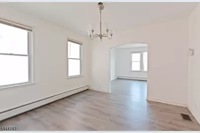 58 Floyd Ave, Bloomfield, NJ 07003 - Photo 8