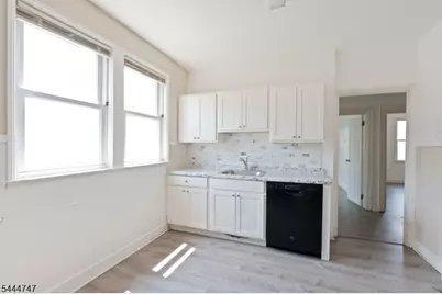 58 Floyd Ave, Bloomfield, NJ 07003 - Photo 4