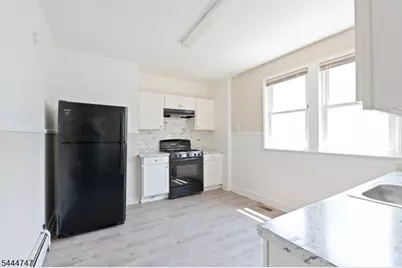 58 Floyd Ave, Bloomfield, NJ 07003 - Photo 2