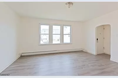 58 Floyd Ave, Bloomfield, NJ 07003 - Photo 6