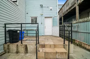 222 Astor St, Newark, NJ 07114 - Photo 16