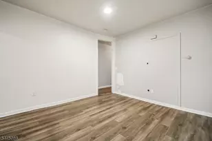222 Astor St, Newark, NJ 07114 - Photo 6