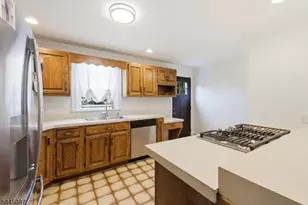 80 Reynolds Ave, Parsippany, NJ 07054 - Photo 20