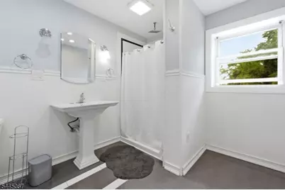 80 Reynolds Ave, Parsippany, NJ 07054 - Photo 36