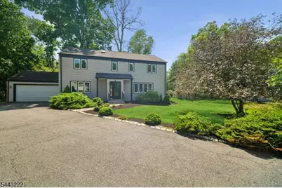 12 Arbor Ct, Livingston, NJ 07039 - Photo 40