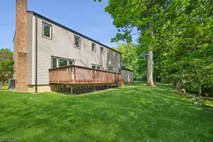 12 Arbor Ct, Livingston, NJ 07039 - Photo 36