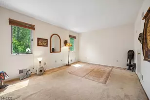 12 Arbor Ct, Livingston, NJ 07039 - Photo 26