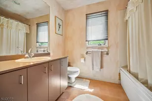 12 Arbor Ct, Livingston, NJ 07039 - Photo 30