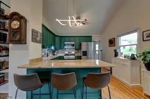 122 W Lake Shore Dr, Rockaway Township, NJ 07866 - Photo 8