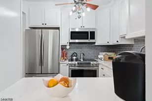 114 Federal Hill Rd, Pompton Lakes, NJ 07442 - Photo 4