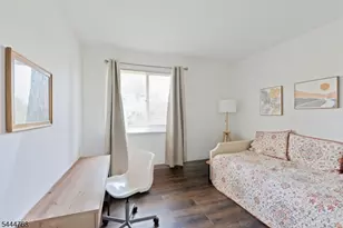 114 Federal Hill Rd, Pompton Lakes, NJ 07442 - Photo 10