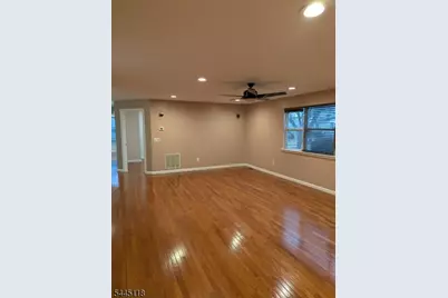 316 Ventnor Ct, Piscataway Township, NJ 08854 - Photo 8