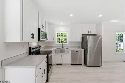 1 Sherwood Park, Washington Township, NJ 07853 - Photo 12