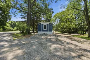 1 Sherwood Park, Washington Township, NJ 07853 - Photo 2