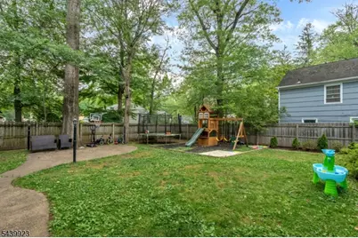 958 Leland Ave, Plainfield, NJ 07062 - Photo 6
