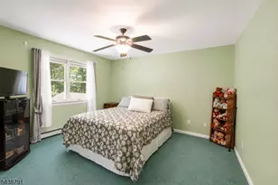 206 Mountain Pkwy, Green Brook Township, NJ 08812 - Photo 18