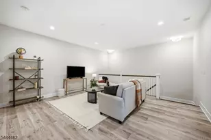 17 Cypress Ln, Cedar Grove, NJ 07009 - Photo 32
